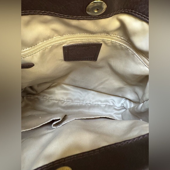 Coach Penelope Shoulder - Picture 4 of 6